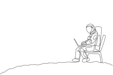 Poster - One single line drawing of cosmonaut sitting on chair while typing in moon surface graphic vector illustration. Astronaut business office with outer space concept. Modern continuous line draw design