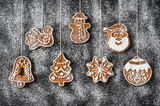 Fototapeta Na drzwi - Christmas tree decoration cookies