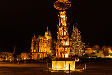 empty christmas market during covid 19 time 2020 in Erfurt at the cathedral square