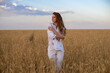 © Ирина Шпилева - woman in wheat field