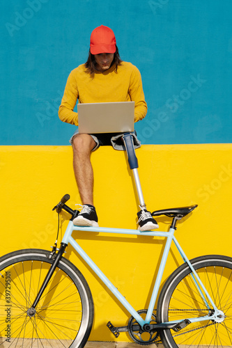 自転車 アドビストックのデザイン かべいろ Com おしゃれ壁紙リフォーム貼り替え インクジェット壁紙のかべいろ Com