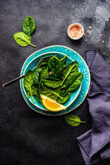 Poster - Spinach salad with sesame seeds