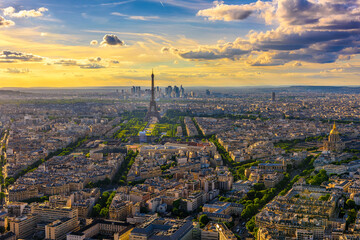 Fototapete - Skyline of Paris with Eiffel Tower in Paris, France