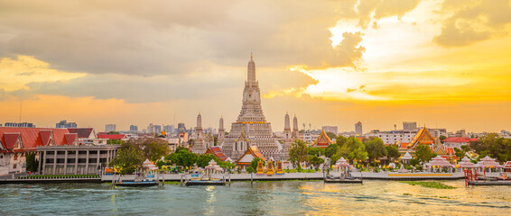 wat arun panorama view at sunset, a buddhist temple in bangkok, thailand, wat arun is one of the mos