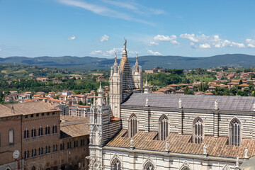 Wall Mural - Panoramic view of exterior of Siena Cathedral (Duomo di Siena)