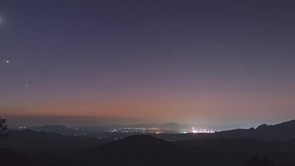 Wall Mural - time lapse in 4k video. the phenomenon of star arrangement (saturn, moon, venus, jupiter) in the mis