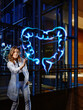 © Roger Richter Photography/Westend61 - Female doctor examining large intestine with light painting at hospital