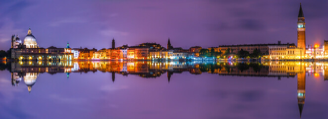 Poster - Beautiful panorama of Venice with reflection. Italy 