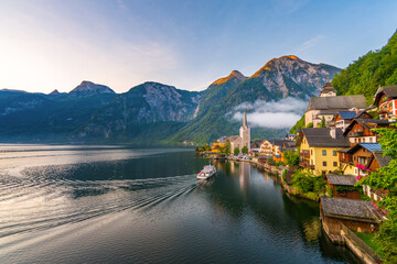 Poster - Scenic picture-postcard view of famous Hallstatt mountain village in the Austrian Alps at beautiful light in summer, Salzkammergut region, Hallstatt, Austria