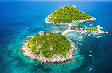 Wall Mural - koh nang yuan aerial view, thailand