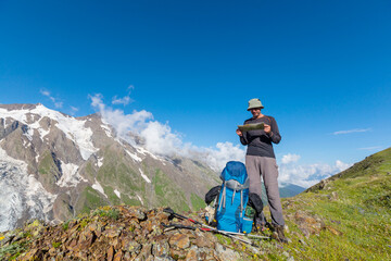 Wall Mural - In hike