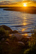 Malowniczy zachód słońca nad jeziorem mamry