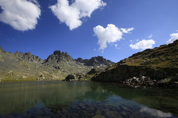 With its unique nature, smoky mountains and ponds, the Vercenik plateau has an altitude of 2618 meters. Rize , 