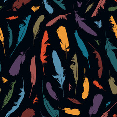 Poster - Seamless pattern with colored feathers on a black background. Vector repeating background with bird feathers. Suitable for wallpaper, wrapping paper, fabric, textiles