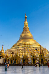 Sticker - Pagode Shwedagon à Yangon, Myanmar