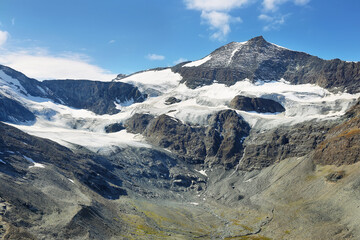 Sticker - Glacier du Grand Mean above the cirque des Evettes in vanoise national park, France