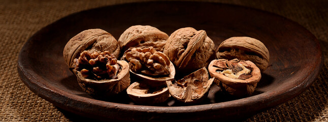 Plate with walnuts