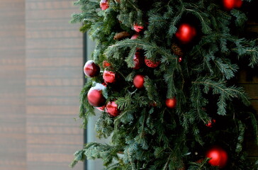 christmas tree with red balls