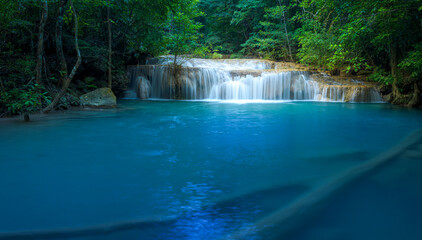 Aufkleber - Panoramic beautiful deep forest waterfall in Thailand