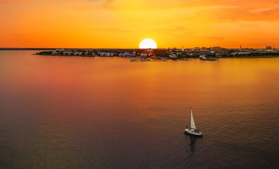 Wall Mural - charleston skyline with setting sun