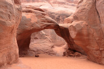 Wall Mural - Broken Arch, Arches National Park, Utah