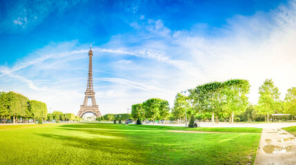 eiffel tour and paris cityscape