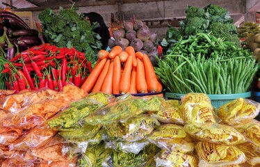 Wall Mural - Fresh organic vegetable market in Bali, Indonesia 