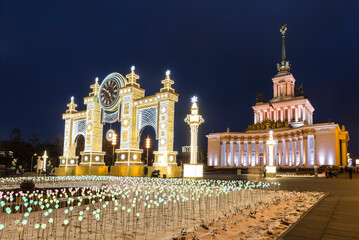 Wall Mural - All-Russian Exhibition Center. The main pavilion in the New Year and Christmas holidays in the evening. Moscow, Russia