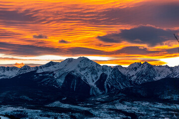 Wall Mural - sunset in the mountains