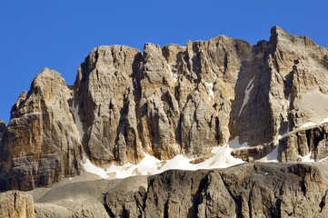 Wall Mural - Unterwegs am Pordoijoch