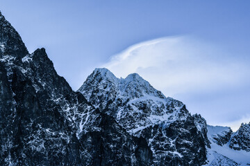 Poster - Snowy mountain peaks 