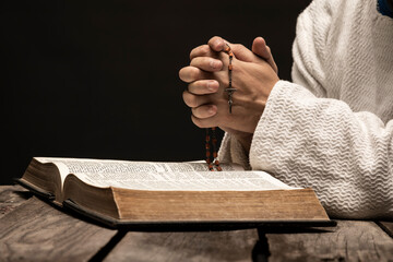 Wall Mural - Jesuschrist praying