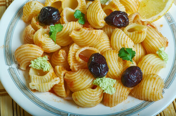 Poster - Pasta col pesto rosso