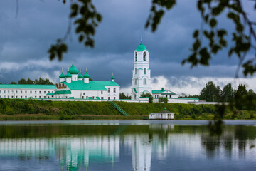 Wall Mural - The Svirsky monastery in the village of Old Sloboda - Russia