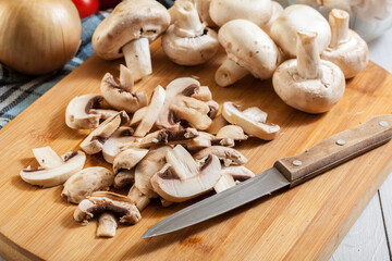 Fresh sliced white mushrooms