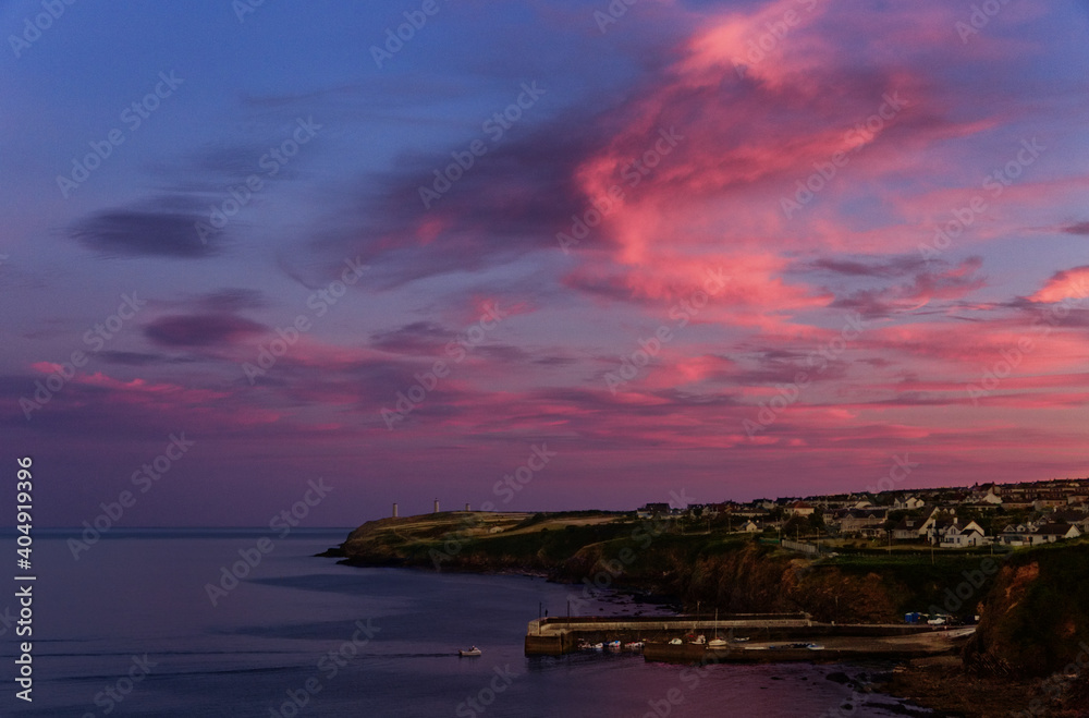 Scenic View Of Sea Against Sky At Sunset - obrazy, fototapety, plakaty 