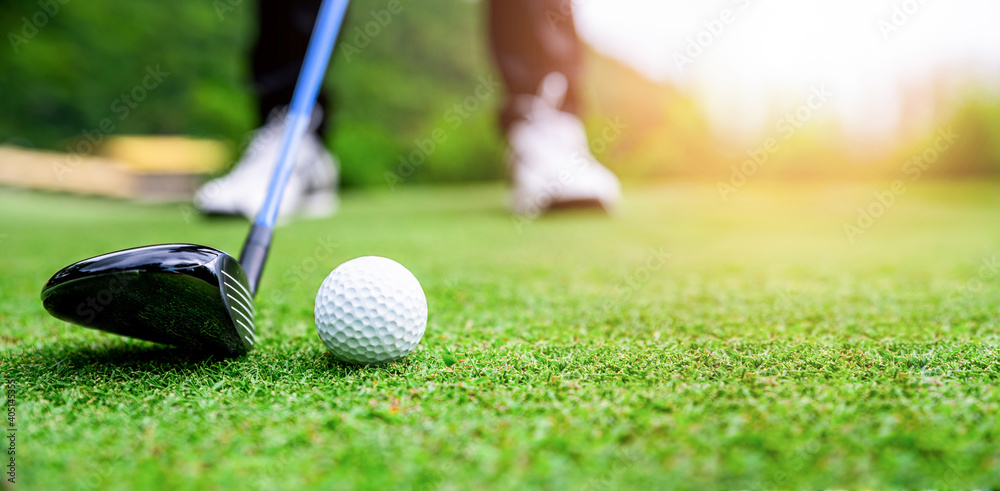 Low Section Of Man Playing Golf - obrazy, fototapety, plakaty 