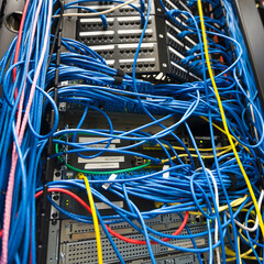 Computer network server