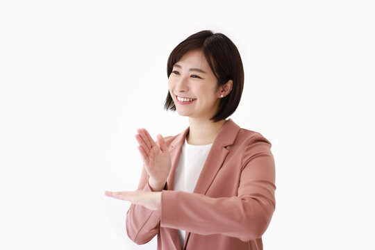 手話を話す女性「ありがとう」
