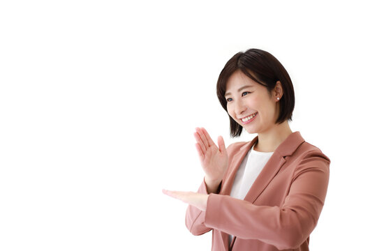 手話を話す女性「ありがとう」