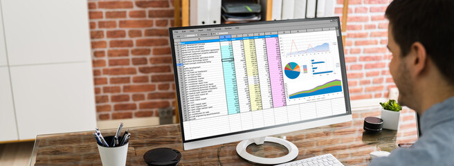 Poster - Data Analyst Using Charts And Graphs