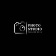 © Niestart Creation - Photography logotype. Minimalist photography logo concept, fit for lens store, photo studio and camera business. Illustration vector logo.