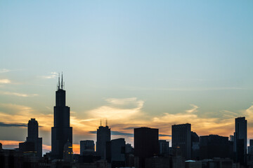Fototapete - Beautiful Chicago skyline at sunset, backlit