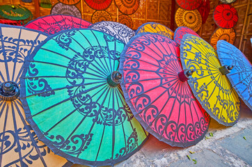 Canvas Print - Handmade umbrellas in Htilominlo Temple market, Bagan, Myanmar