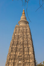 The Stupa At Mahabodhi Temple Complex In Bodh Gaya, India. The Mahabodhi Vihar Is A UNESCO World Heritage Site.