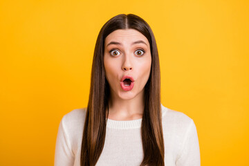 Photo of shocked frightened person open mouth staring camera cant believe isolated on yellow color background