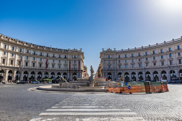 Wall Mural - The Piazza della Repubblica in Rome, at the summit of the Viminal Hill, next to the Termini station.