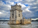 Fototapeta Big Ben - Tour de Belém au Portugal sous les nuages