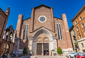 Wall Mural - Basilica di Santa Anastasia, church of the Dominican Order in Verona, northern Italy.