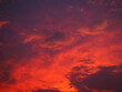 赤く染まった夕焼け雲